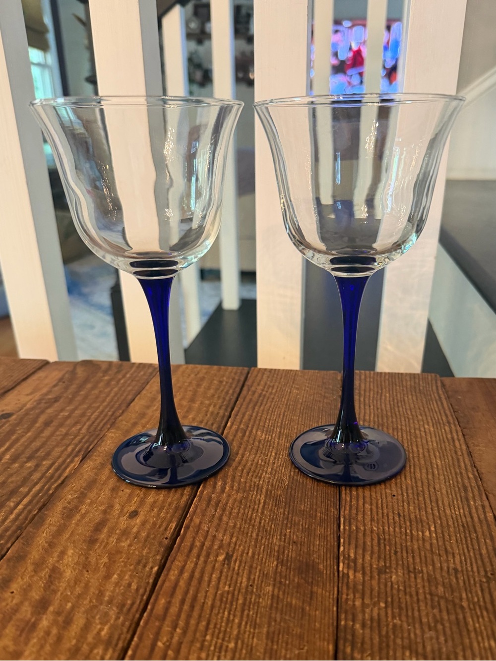 Pair of vintage 10oz. wine glasses American Blue